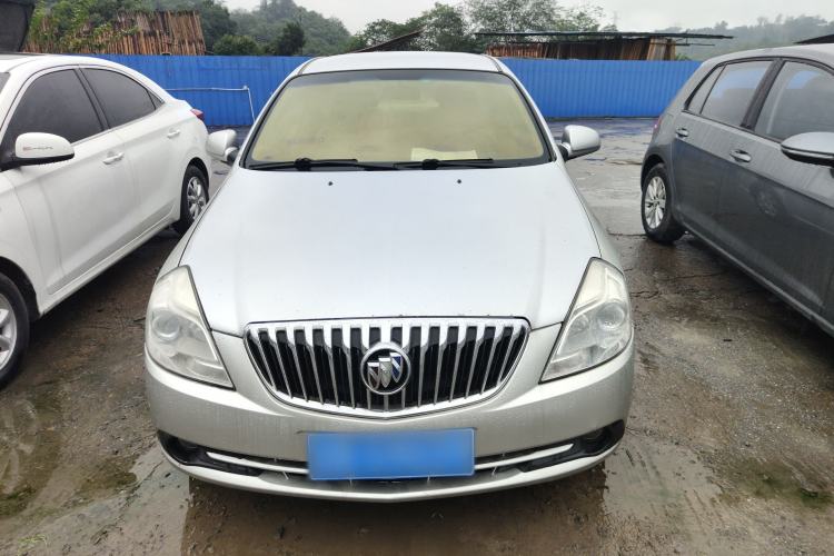 Used Buick Excelle 2013 1.5L Automatic Classic Model
