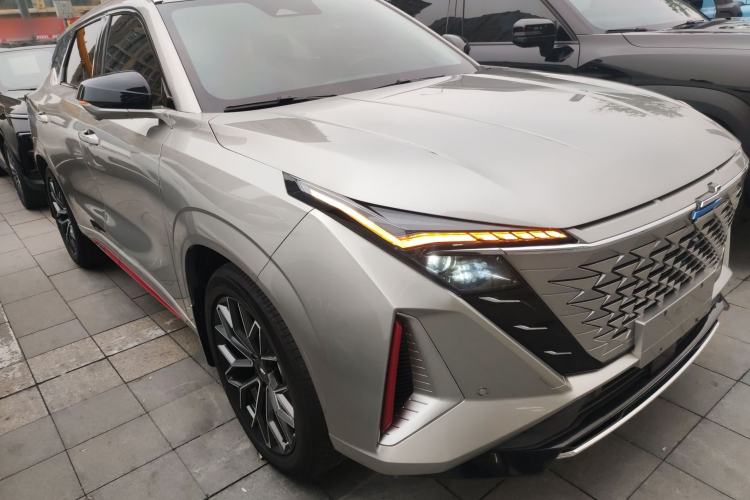 Used Oshan Z6 2022 Blue Whale 1.5T DCT Smart Edition
