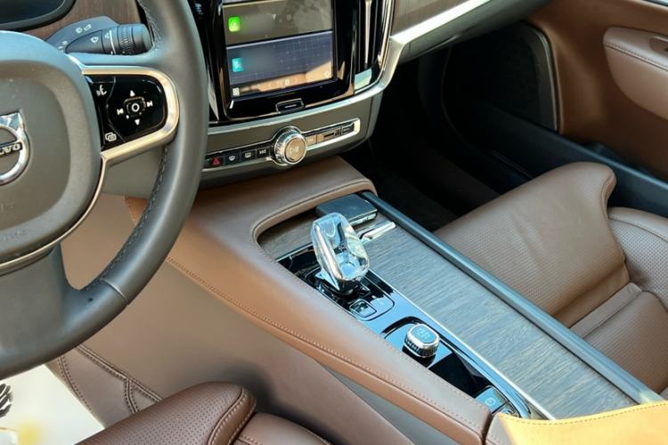 Used Volvo S90 2025 B5 Zhiya Luxury Edition
