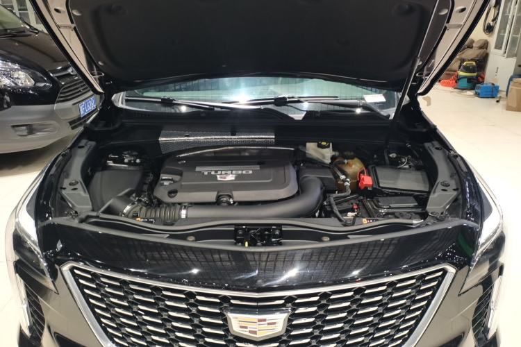 Used Cadillac XT4 2021 28T Two-Wheel Drive Luxury Version
