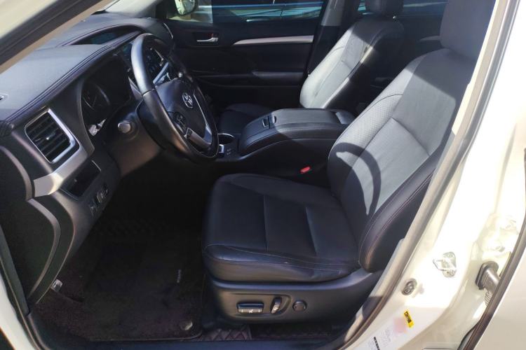 Used Toyota Highlander 2015 2.0T Four-Wheel Drive Luxury Edition 7-Seater