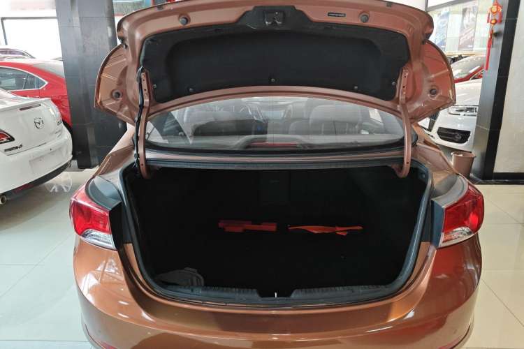 Used Hyundai Elantra 2013 1.6L Automatic Leading Model
