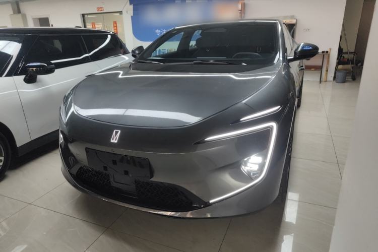 Used  12 2025 Ultra Extended-Range Edition