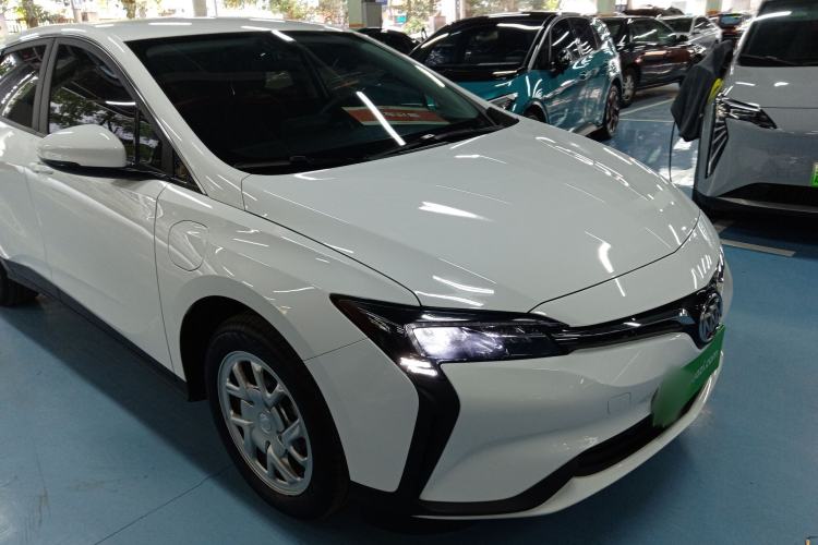 Used Buick Velite 6 2024 450km Range Commuter Version
