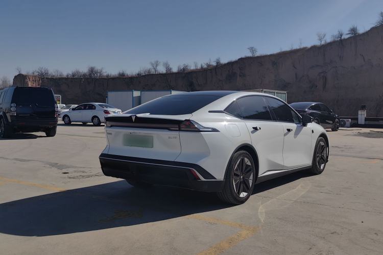 Used  SL03 2025 Pure Electric Classic Edition
