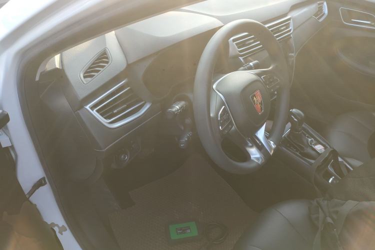 Used Roewe i5 2020 1.5L Automatic 4G Connect Luxury Flagship Edition