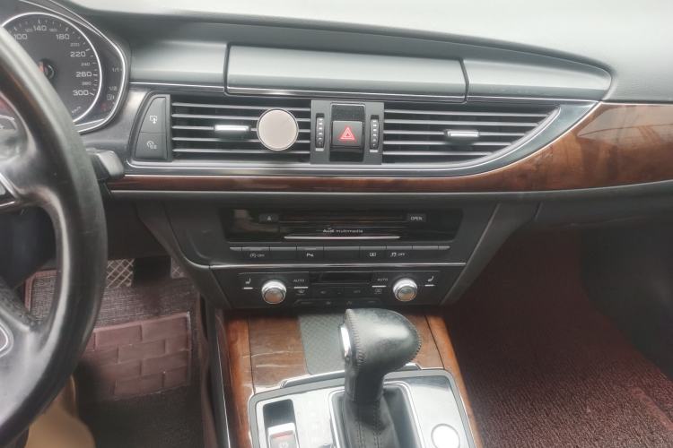 Used Audi A6L 2012 30 FSI Comfort Model
