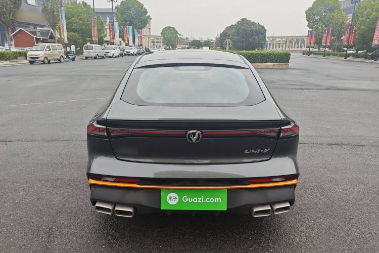 Used Changan UNI-V 2025 1.5T 500Bar Prestige Sporty Version
