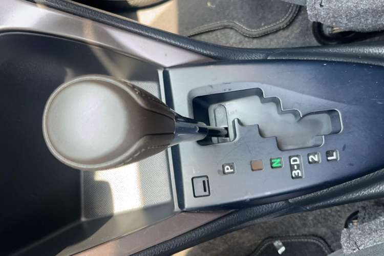 Used Toyota YARiS L 2015 1.5E Automatic Charm Edition
