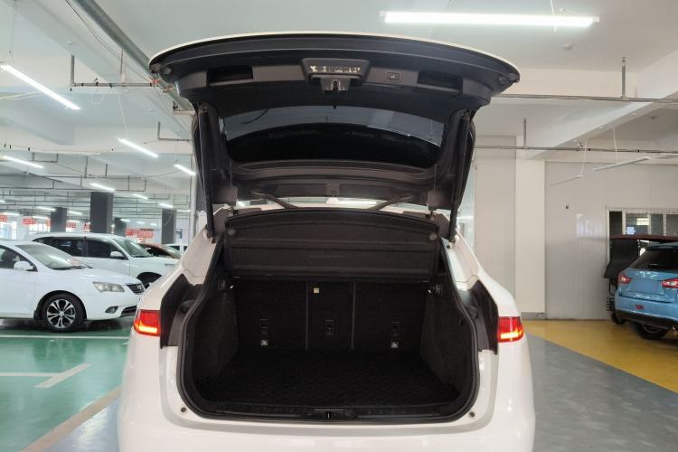 Used Jaguar F-PACE 2016 2.0T Two-Wheel-Drive R-Sport Sport Edition
