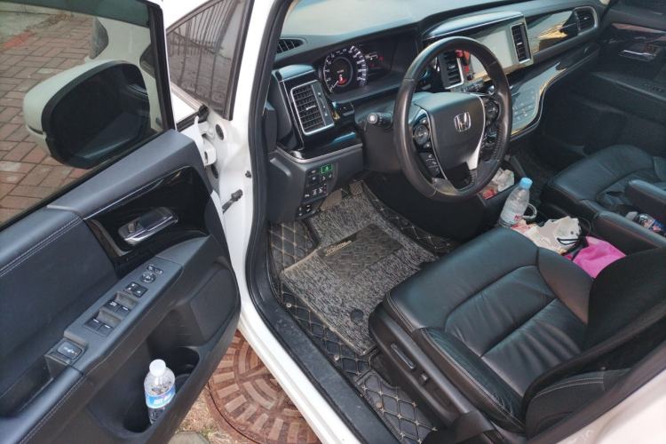 Used Honda Elysion 2019 2.0L Hybrid Luxury Edition
