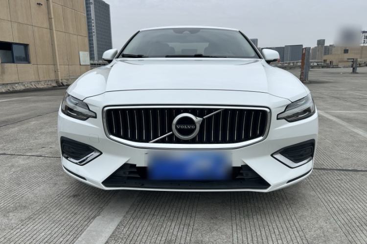 Used Volvo S60 2020 T4 Zhiyi Luxury Edition