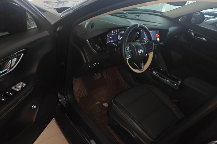 Used Buick Envision 2023 Encore S 552T Two-Wheel Drive Luxury Model