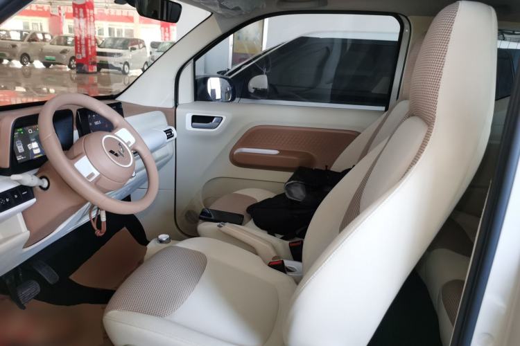 Used Wuling Hongguang MINIEV 2024 3rd Generation 215km Advanced Version