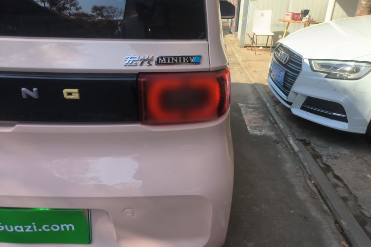 Used Wuling Hongguang MINIEV 2021 Macaron Fashion Model Lithium Iron Phosphate