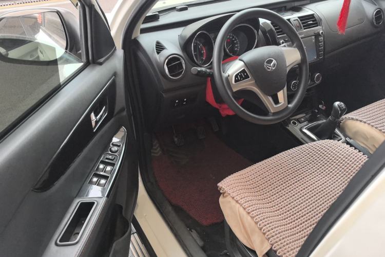 Used HYOSOW S3 2014 1.5L Comfort Version China IV Emission Standard
