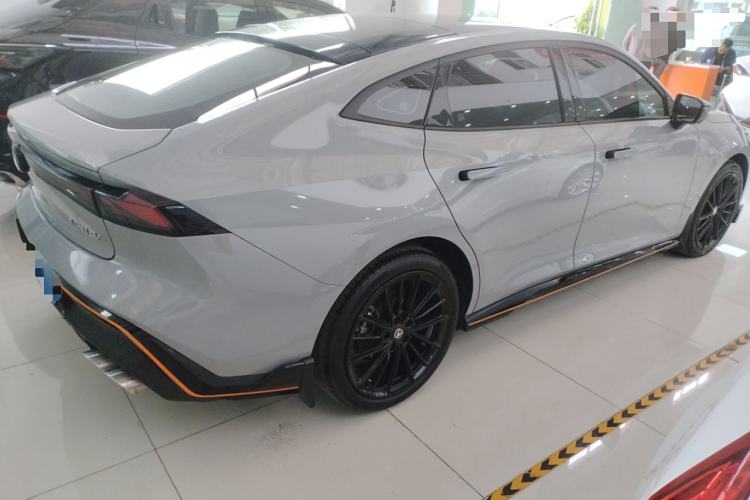 Used Changan UNI-V 2023 1.5T Sport Edition
