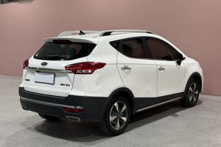 Used  Refine S3 2017 1.5L Manual Luxury Model
