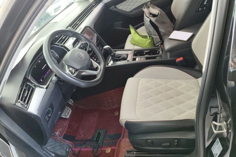 Used Volkswagen Magotan 2023 2 Million Units Limited Edition 330TSI DSG Leading Version