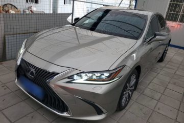 Used Lexus ES 2020 300h Premium Edition