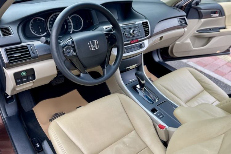 Used Honda Accord 2014 2.0L LX Comfort Edition
