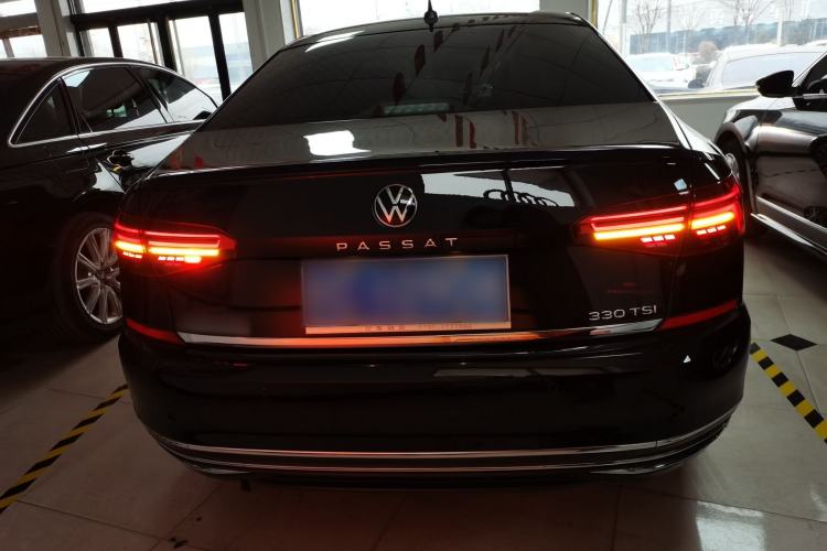 Used Volkswagen Passat 2021 330TSI Luxury Edition
