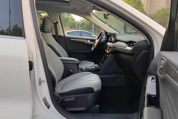 Used Ford Escape 2020 EcoBoost 245 Four-Wheel Drive Titanium Edition
