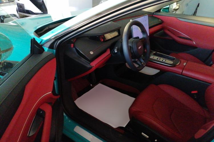 Used  SU7 2024 Rear-Drive Long-Range Intelligent Driving Version