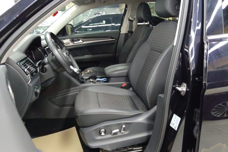 Used Volkswagen Teramont X 2020 Revised Version 330TSI Two-Wheel Drive Luxury Edition
