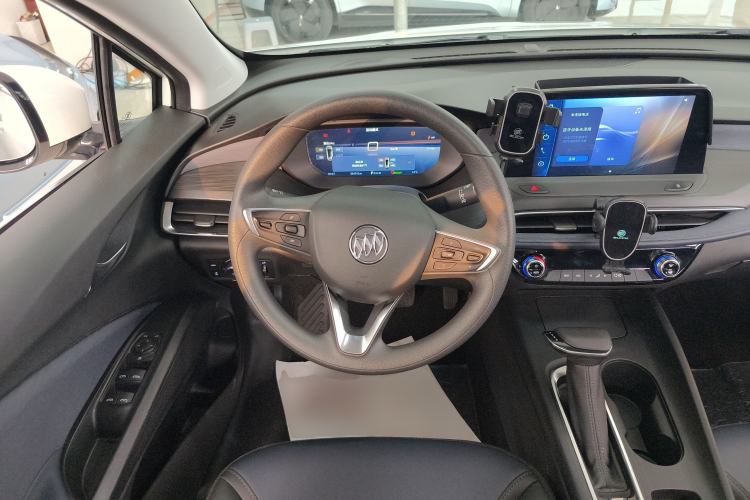 Used Buick Velite 6 2024 450km Range Commuter Version
