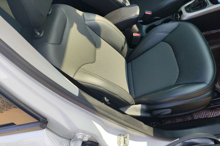 Used  Compass 2020 220T Automatic Leading Edition
