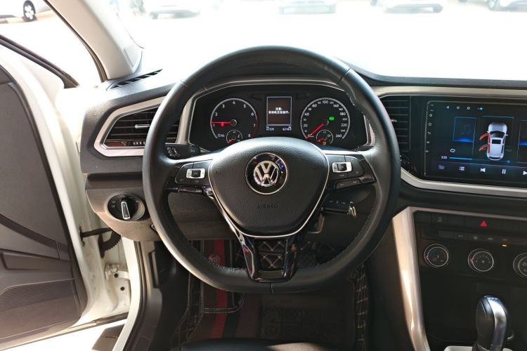 Used Volkswagen T-ROC 2020 230TSI DSG Two-Wheel Drive Advanced Version