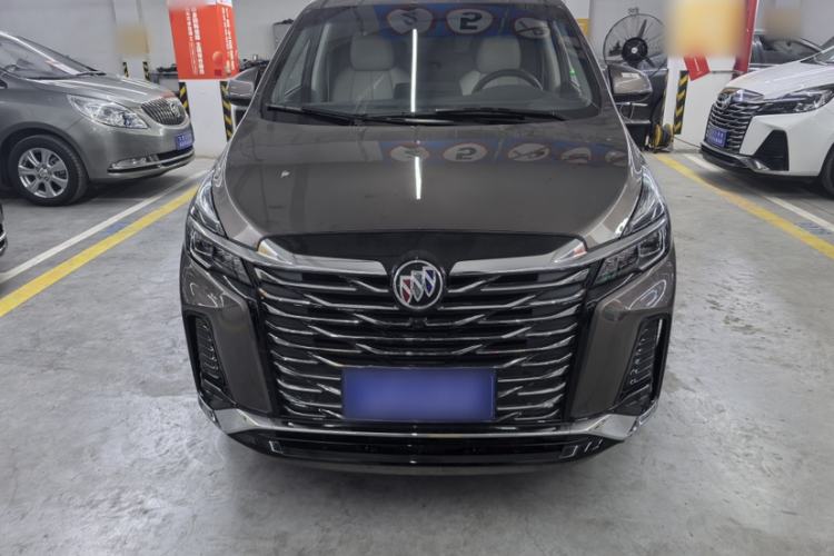 Used Buick GL8 2023 Land Executive Class Smart Enjoyment Model
