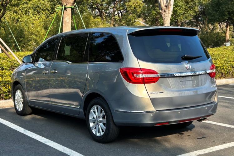 Used Buick GL8 2018 28T Luxury Model China VI Standard
