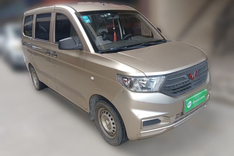 Used Wuling Hongguang V 2019 1.5L Jingqu Version China VI LAR
