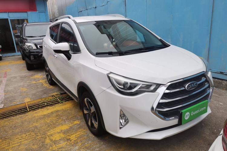 Used  Refine S3 2017 1.5L Manual Luxury Smart Model
