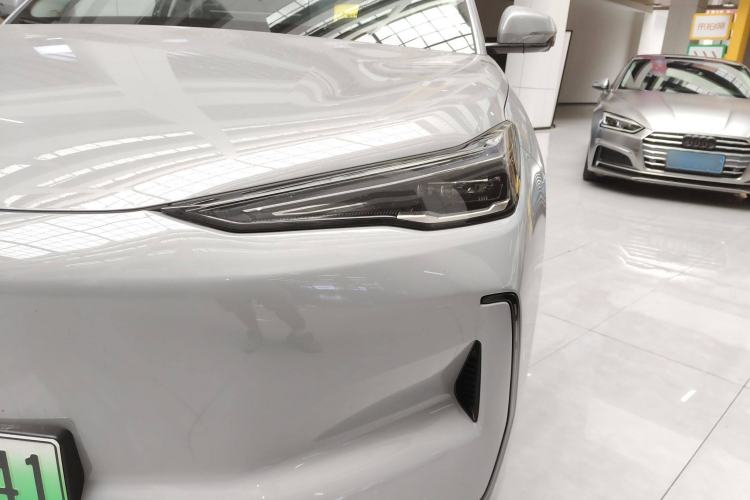 Used  E5 2024 530 km Exploration+ Version
