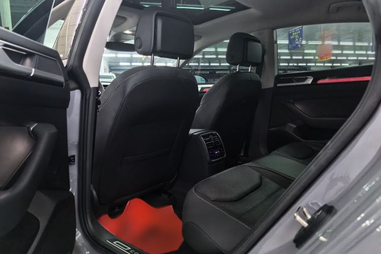 Used Volkswagen FAW-Volkswagen CC 2023 380TSI Striking Edition
