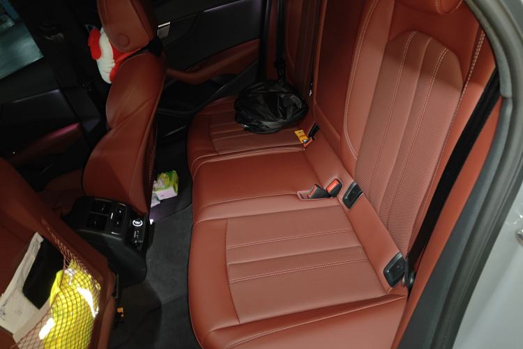 Used Audi A4L 2024 40 TFSI Luxury Dynamic Edition (Starry Night Version)