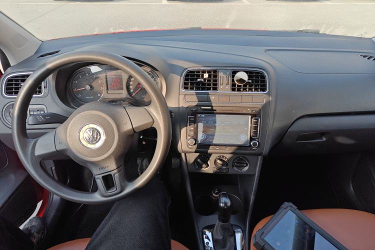 Used Volkswagen Polo 2013 1.6L Automatic Comfort Edition
