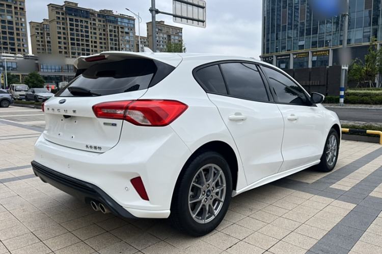 Used Ford Focus 2021 Hatchback EcoBoost 180 Automatic Titanium Edition
