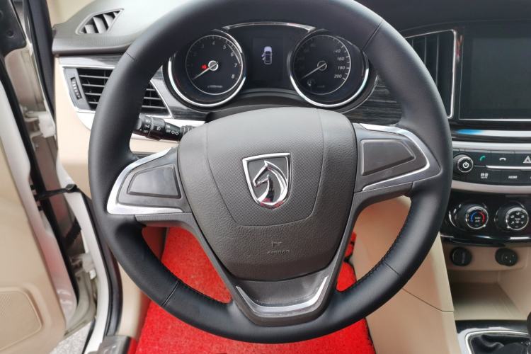 Used Baojun 730 2016 1.5L Manual Comfort Version 7 Seats China V Emission Standard
