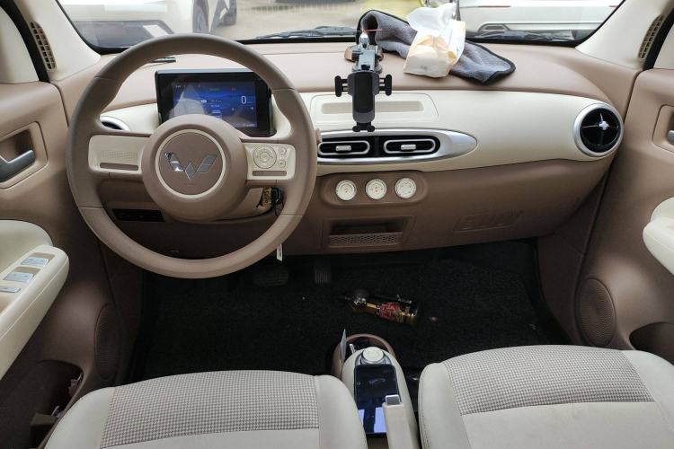 Used Wuling Hongguang MINIEV 2025 Four-Door Version Advanced Edition
