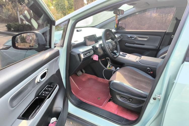 Used AION Y 2022 Plus 70 Smart Edition
