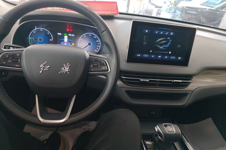 Used Hongqi E-QM5 2022 431 km Charge & Enjoy Edition
