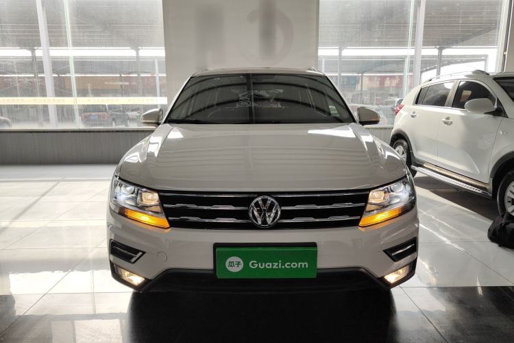 Used Volkswagen Tiguan L 2019 330TSI Automatic Two-Wheel Drive Panoramic Comfort Edition China VI Standard
