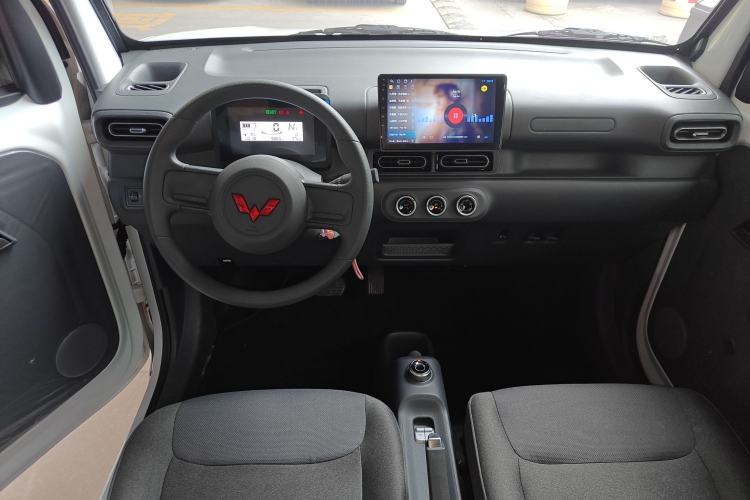 Used Wuling Zhiguang New Energy 2025 Comfort Model