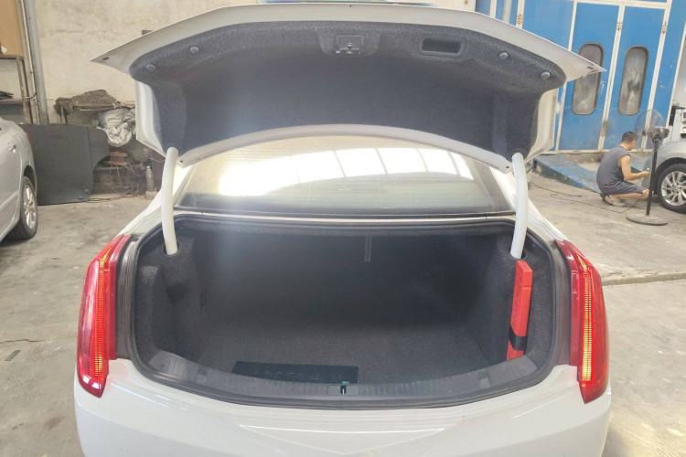 Used Cadillac XTS 2015 28T Comfort Model
