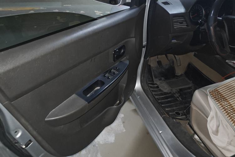 Used Wuling Hongguang 2016 1.5L Restyled S Comfort Version
