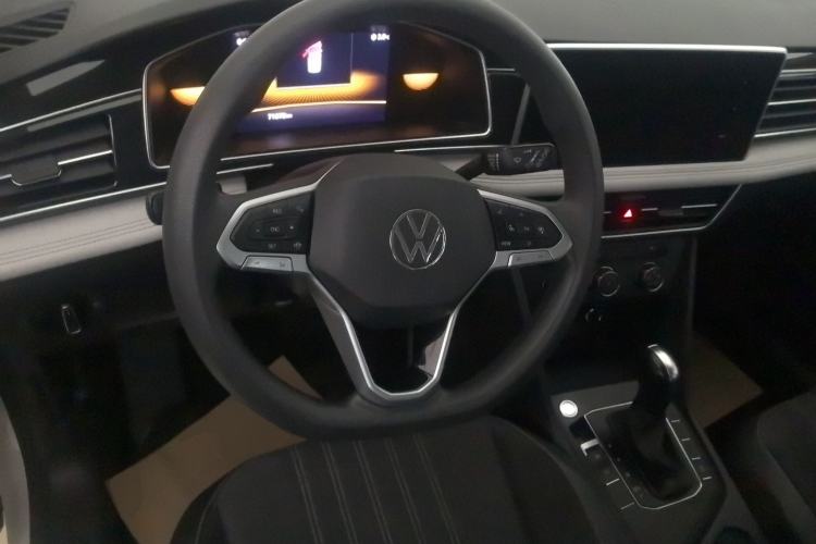 Used Volkswagen Tiguan L 2022 330TSI Automatic Two-Wheel Drive Comfort Edition
